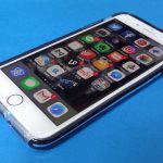 滑りにくいグリップ感がよいiPhoneケースがコレだ!3mの高さから落としても壊れない