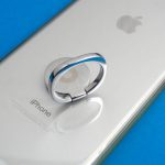 スマホのホールドリングを新たに購入!薄くて邪魔にならずマグネット式ホルダーに固定できるぞ