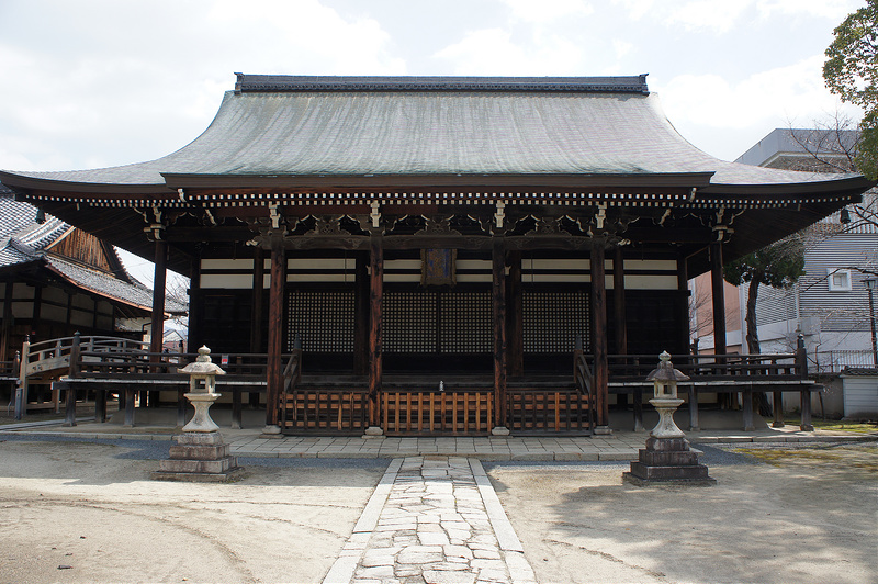 三菩薩堂／妙顕寺(Myoken-ji Temple)