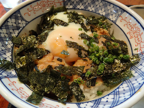 温たまらん丼(長寿庵)