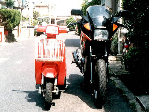 HONDA VT250Fと三輪バイク